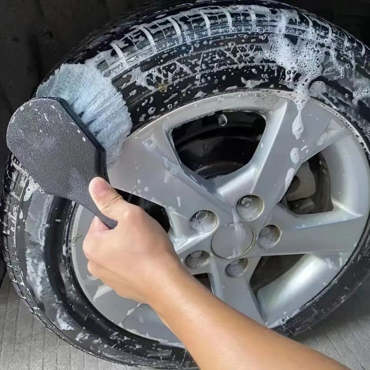 Szczotka do czyszczenia felg s – Car Cleaning Brush recenzja i cena